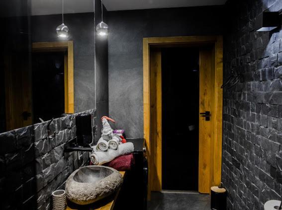 Premium Black Hors Centrum Scisle-etiuda Panoramiczna 2 -garaz Podziemny Kielce